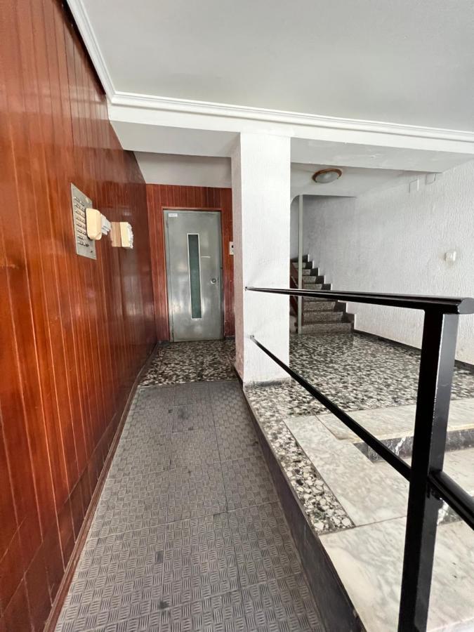 Habitacion Con Bano Privado- En Casa Familiar Beatriz Valencia Eksteriør bilde