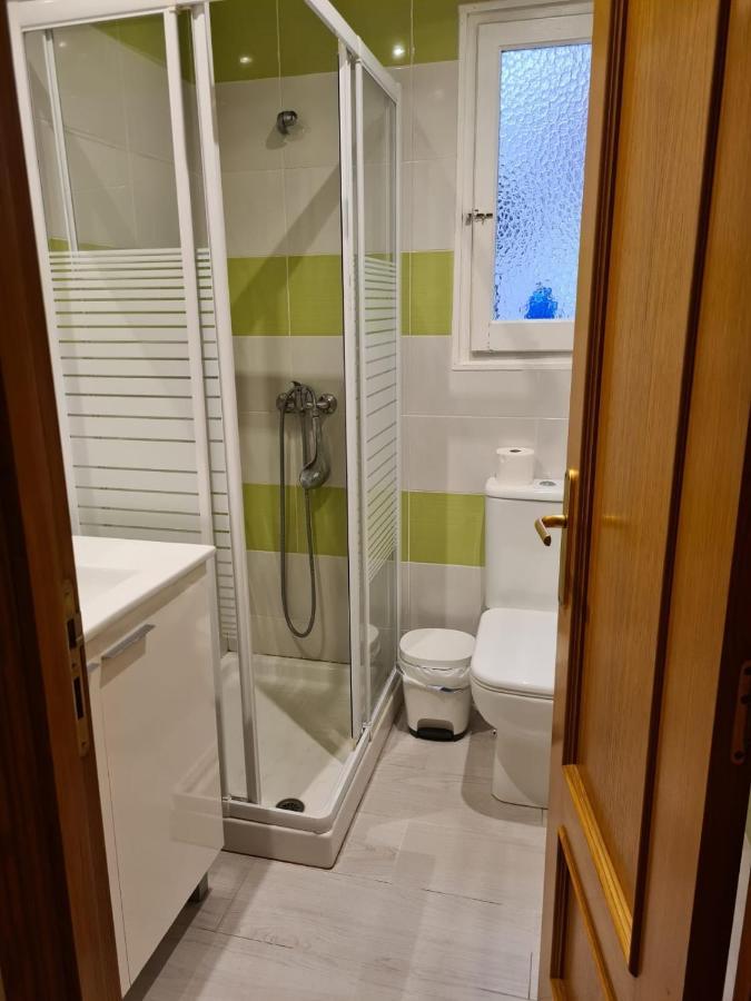 Habitacion Con Bano Privado- En Casa Familiar Beatriz Valencia Eksteriør bilde